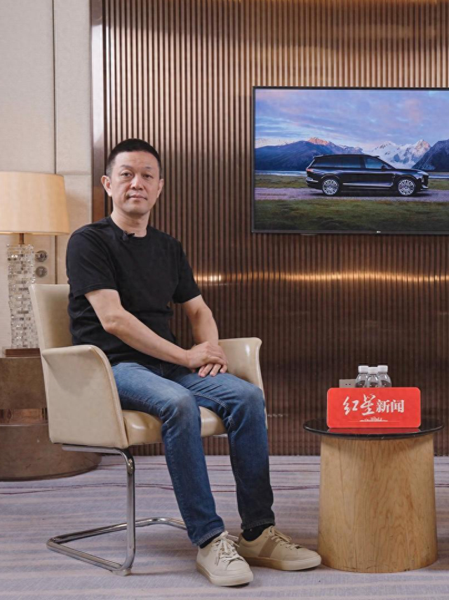 车展大咖看成都｜蔚来创始人李斌：将加速四川充换电网络布局，与成都共未来-第2张图片-悦刻网上商城官方网站-正品优惠，尽在悦刻官方网站