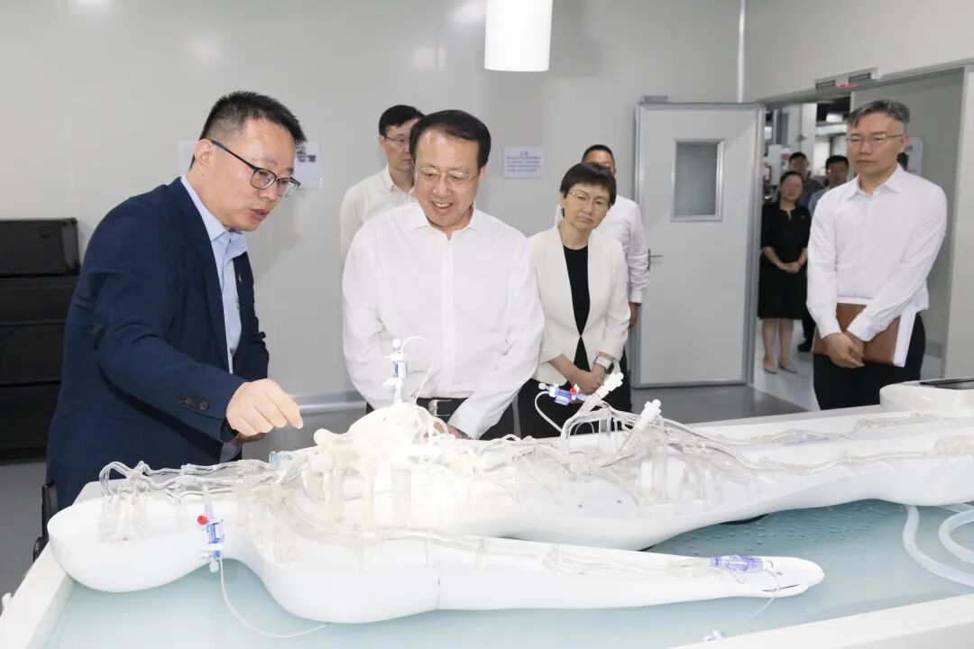 龚正调研上海生物医药产业-第3张图片-悦刻网上商城官方网站-正品优惠，尽在悦刻官方网站