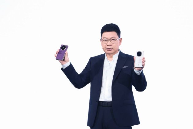 华为发布全新Mate XTs 非凡大师，巅峰之上，再展非凡-第2张图片-悦刻网上商城官方网站-正品优惠，尽在悦刻官方网站